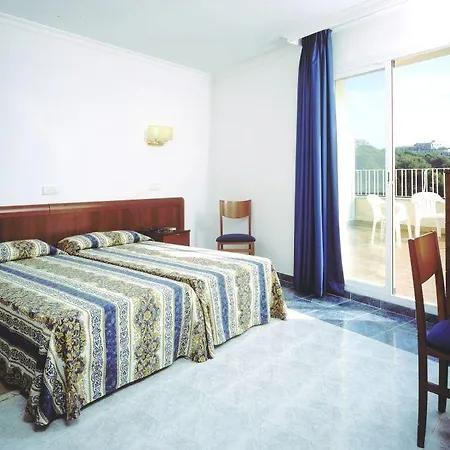Hotel Clipper Affiliated By Fergus Lloret de Mar