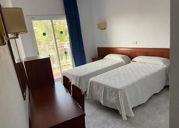 Clipper Affiliated By Fergus 2*