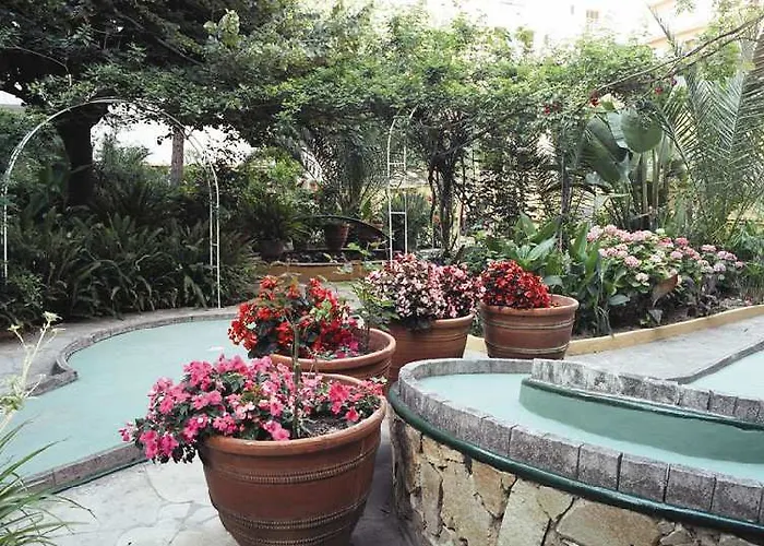 Clipper Affiliated By Fergus Отель 2*