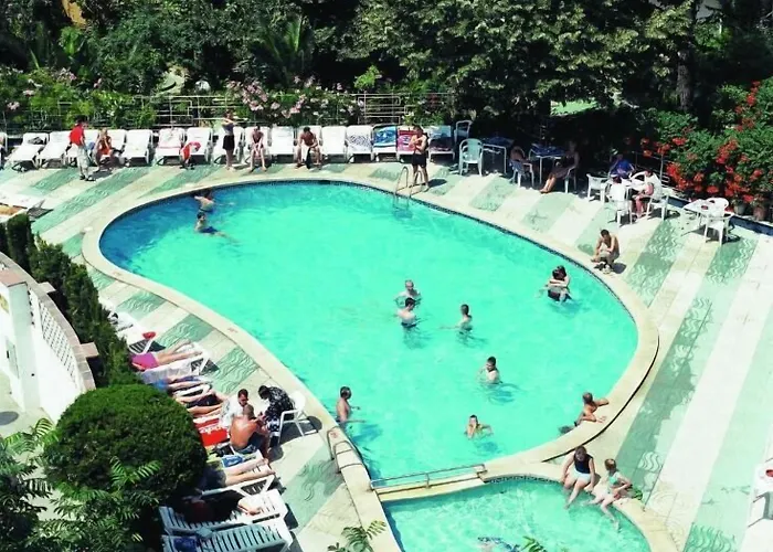 Clipper Affiliated By Fergus Hotel 2*