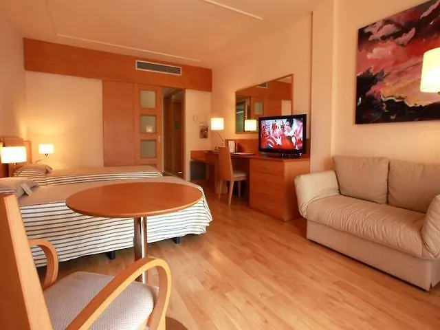 Clipper Affiliated By Fergus Hotel